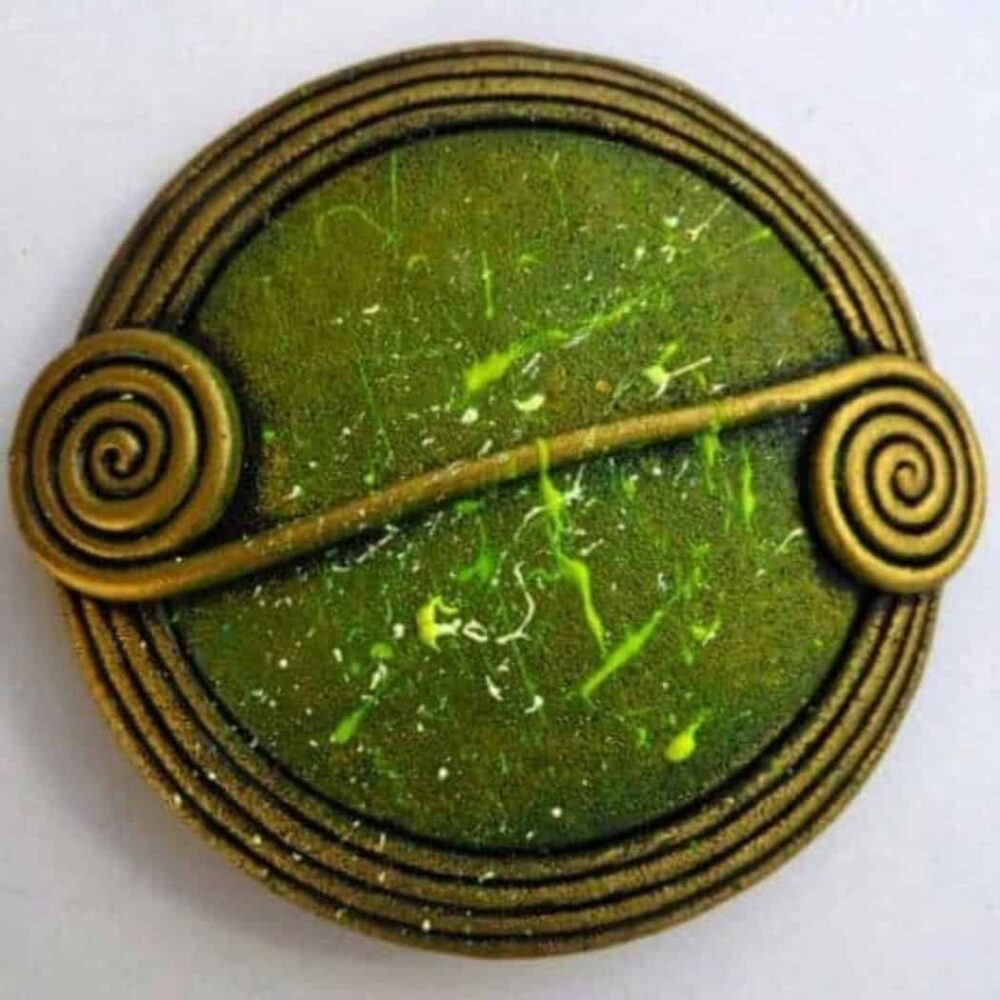 Celtic Scroll Wrap Pin - Green