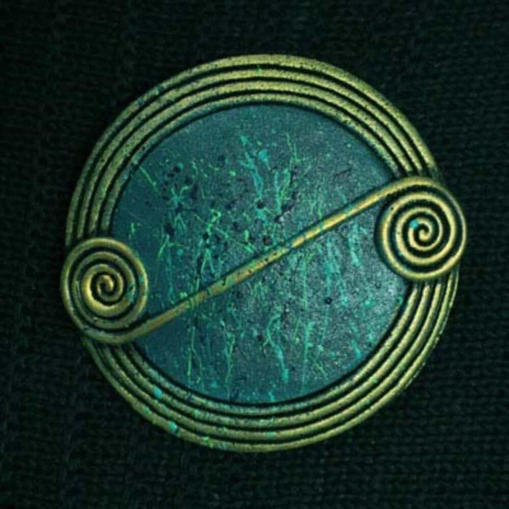 Celtic Scroll Wrap Pin - Green