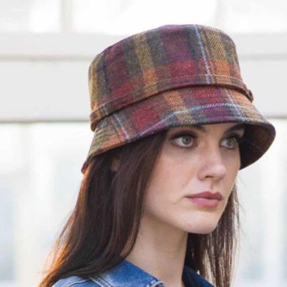 Irish Tweed Emily Hat - Sunset Harvest