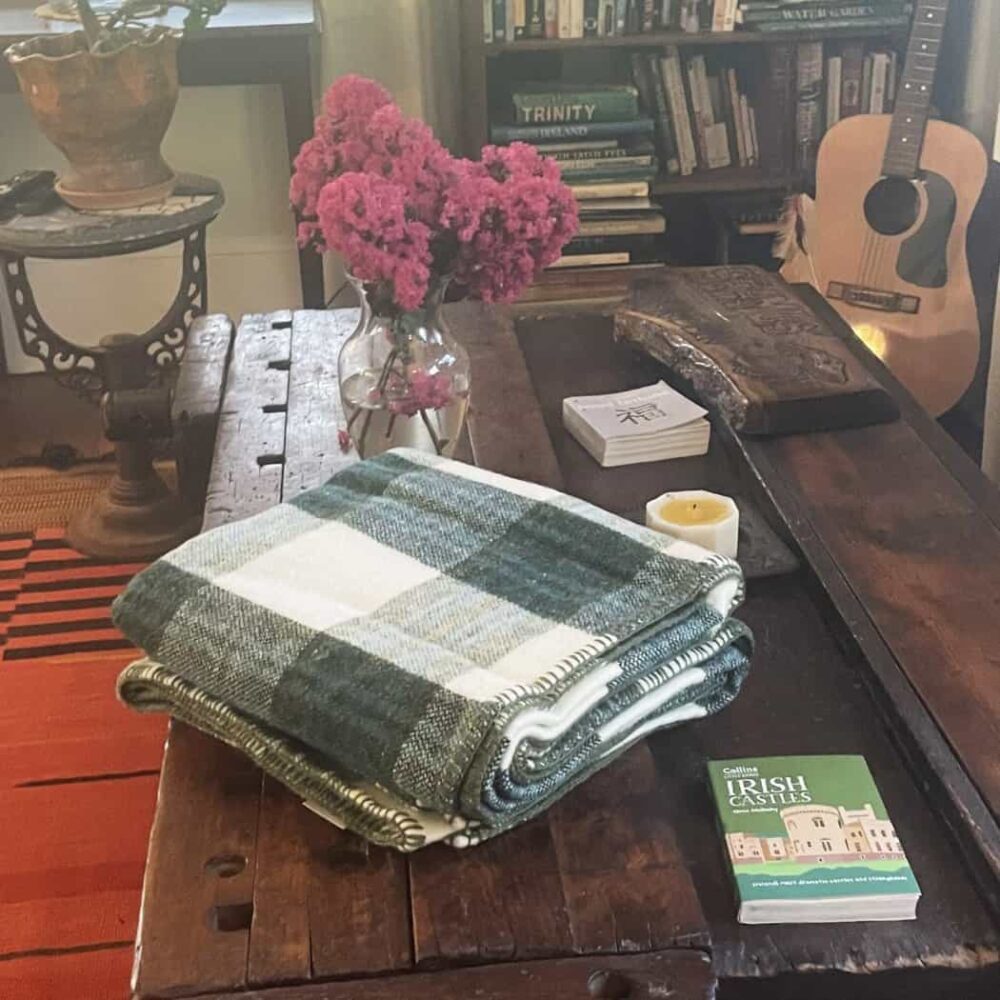 Irish Lambswool Block Check Throw - Green