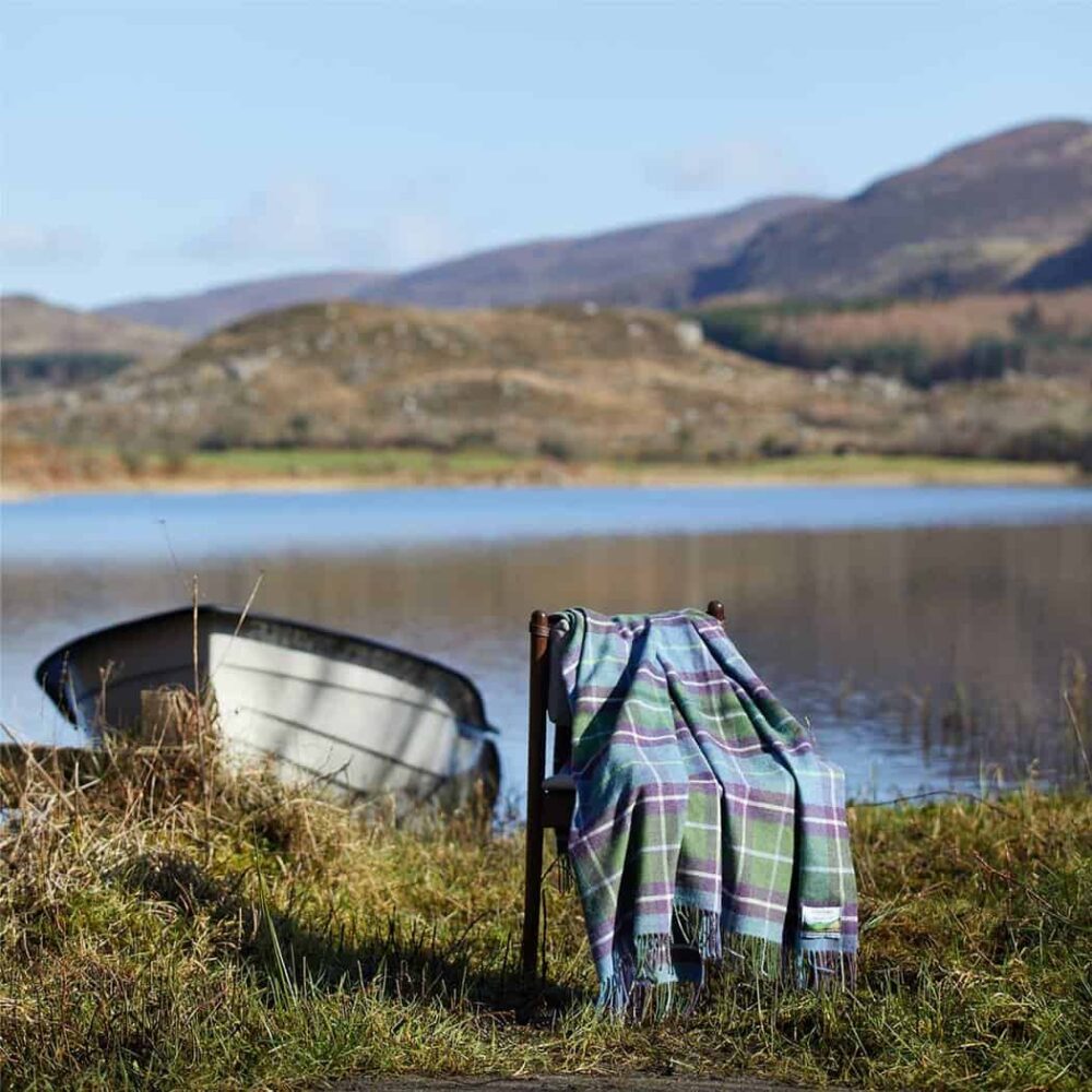 Connemara Plaid Comfort Throw