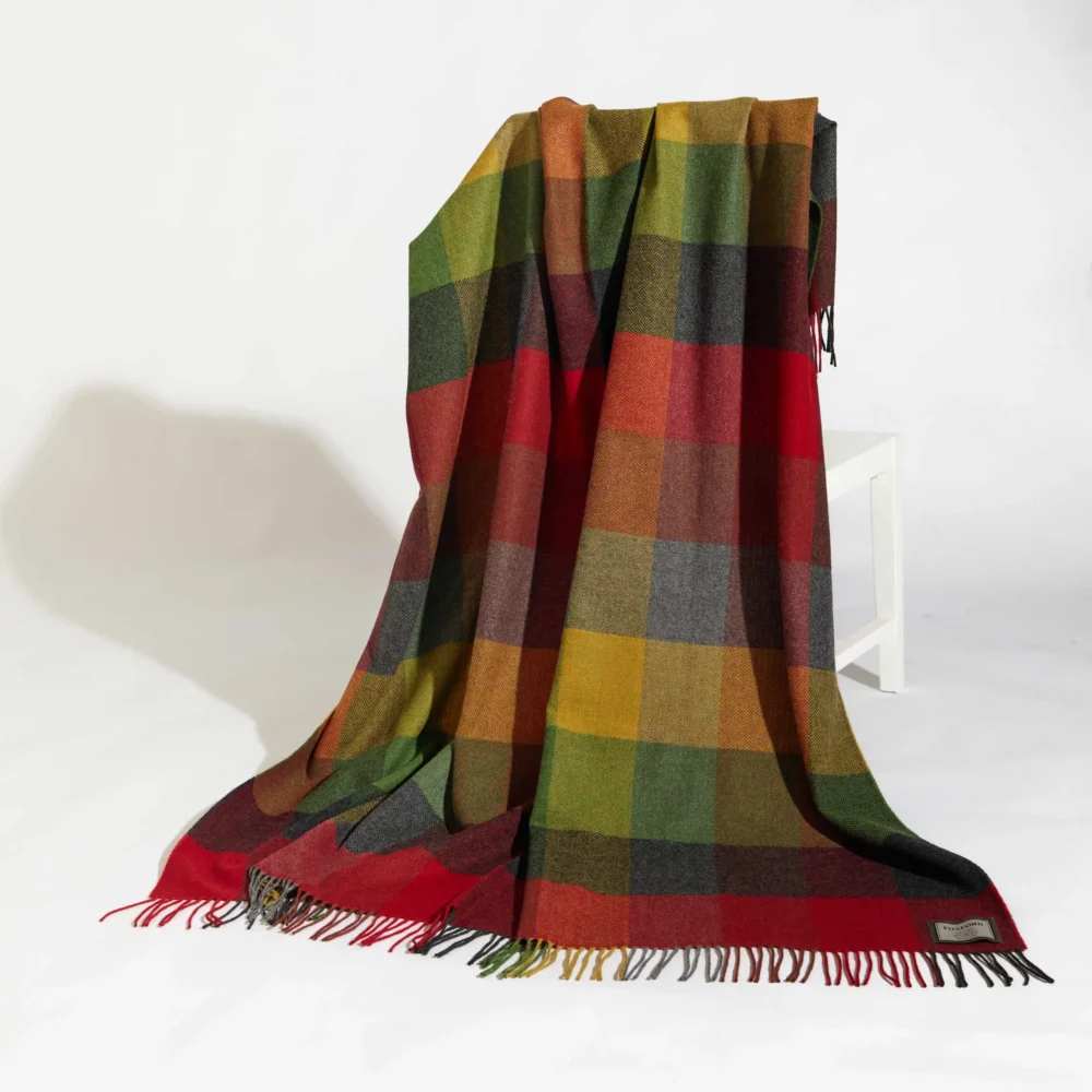 Irish Heritage Check Throw