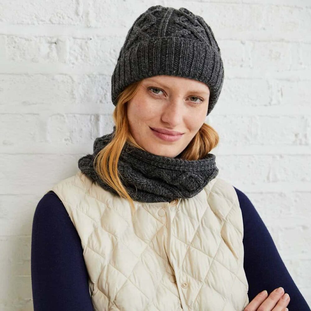 Diamond Cable Knit Hat For Women - Gray
