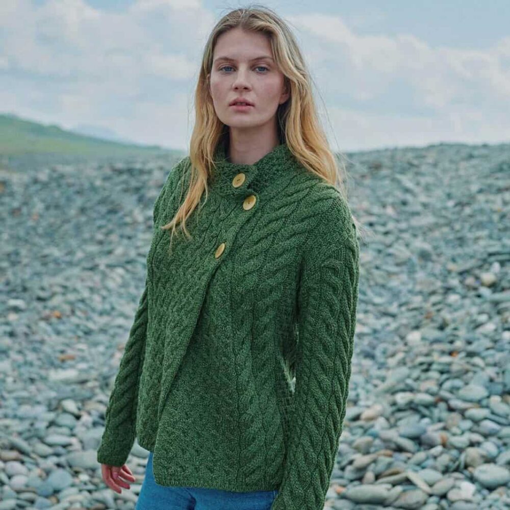 Three Button Sweater For Women - Meadow Green