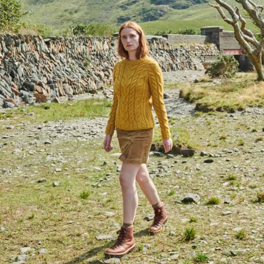Irish Wool Raglan Sweater For Women - Yellow