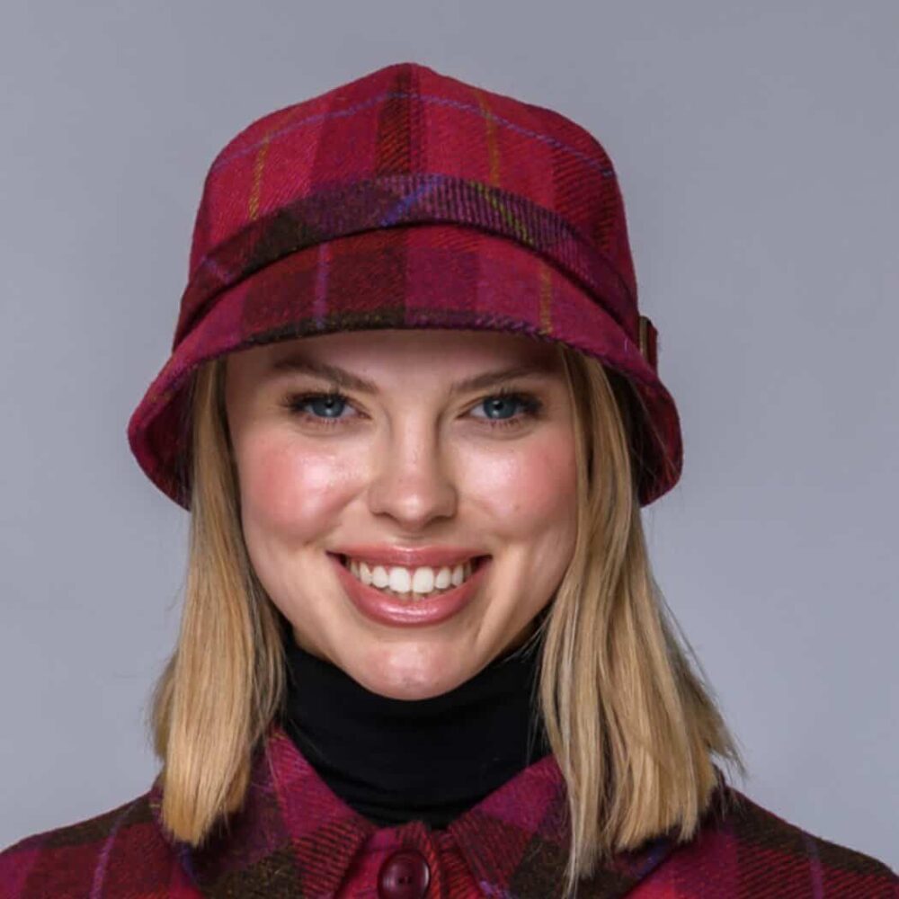 Irish Tweed Flapper For Women - Red Plaid