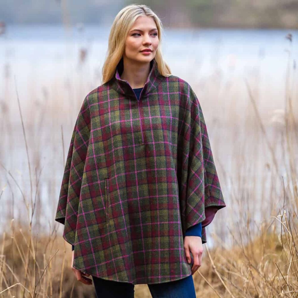 Half-zip poncho green and pink check