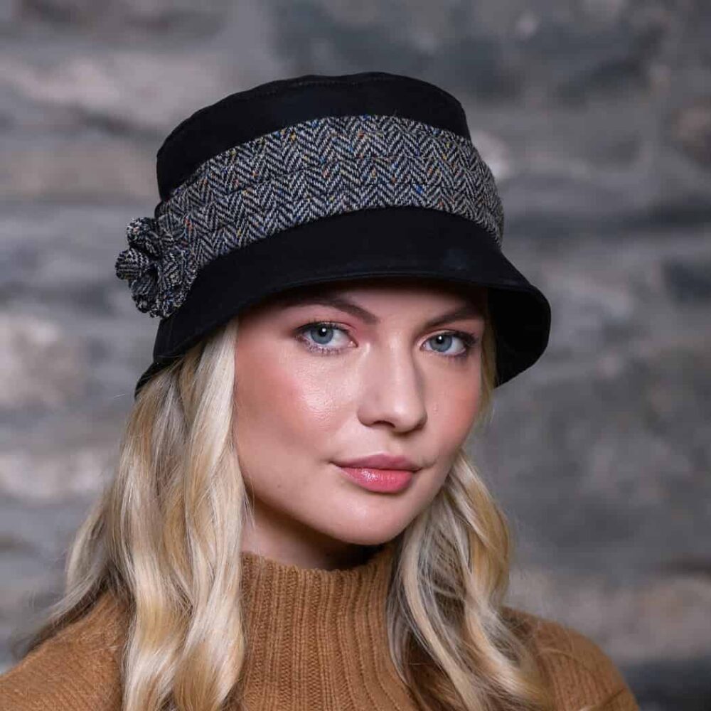 Downton Abbey Style Hat - Black