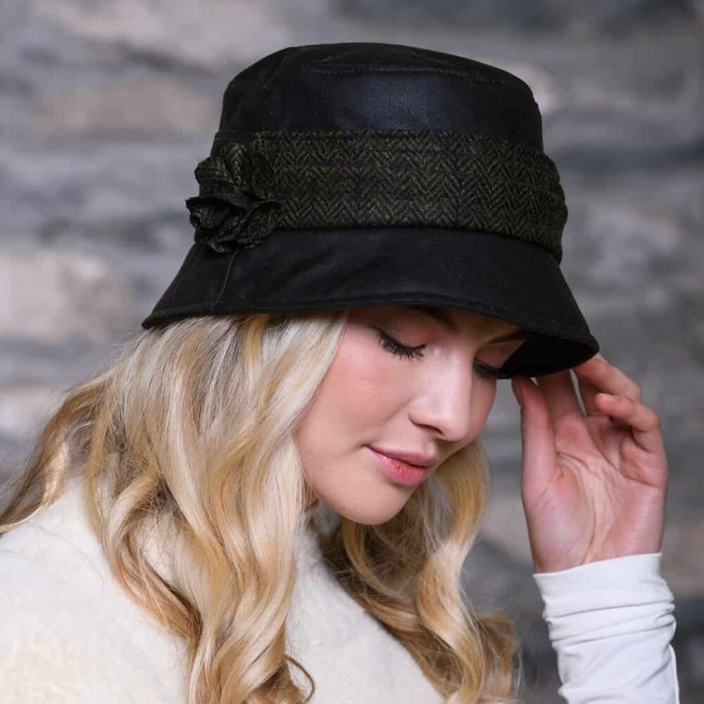 Downton Abbey Style Wax Hat - Olive