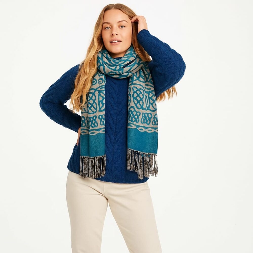 Celtic Knot Scarf - Turquoise