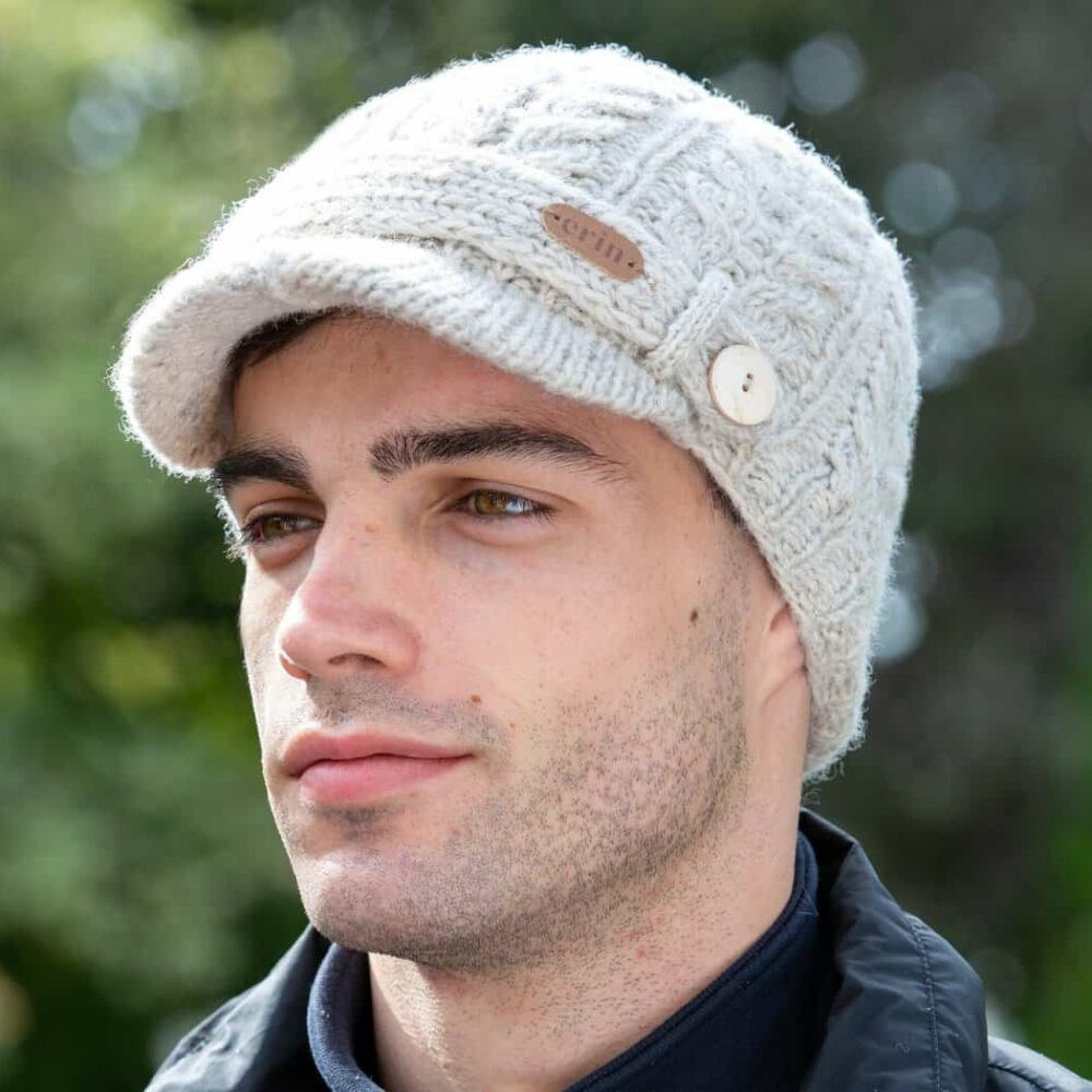 Cable Knit Peak Hat For Men - Oatmeal