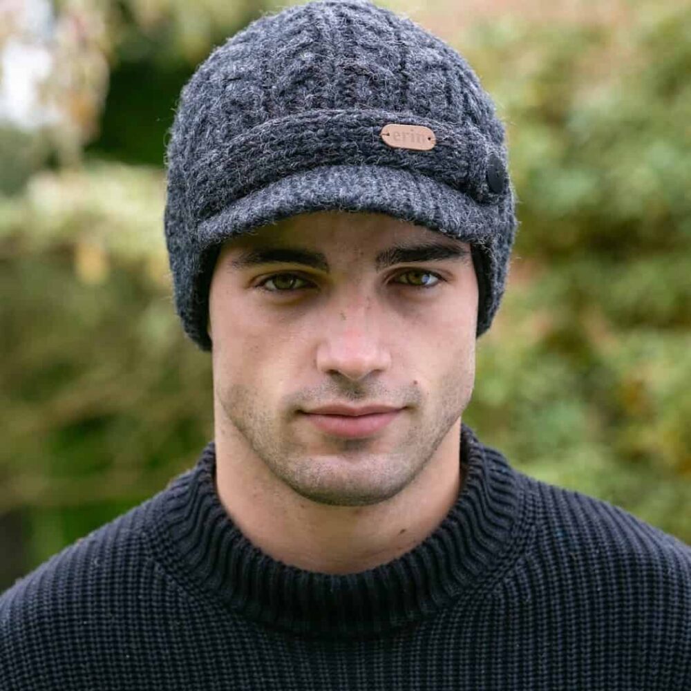 Cable Knit Peak Hat For Men - Charcoal Gray