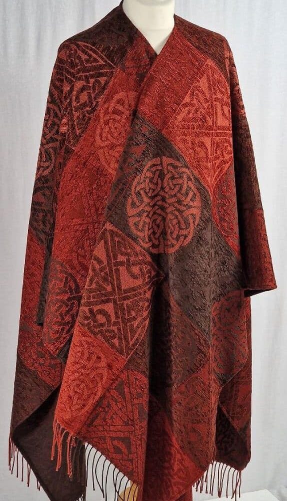 Celtic Knot Ruana - Red